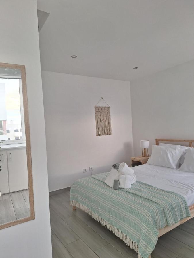 Cool Living Quarteira, 2 Bedroom With Ocean View Bagian luar foto