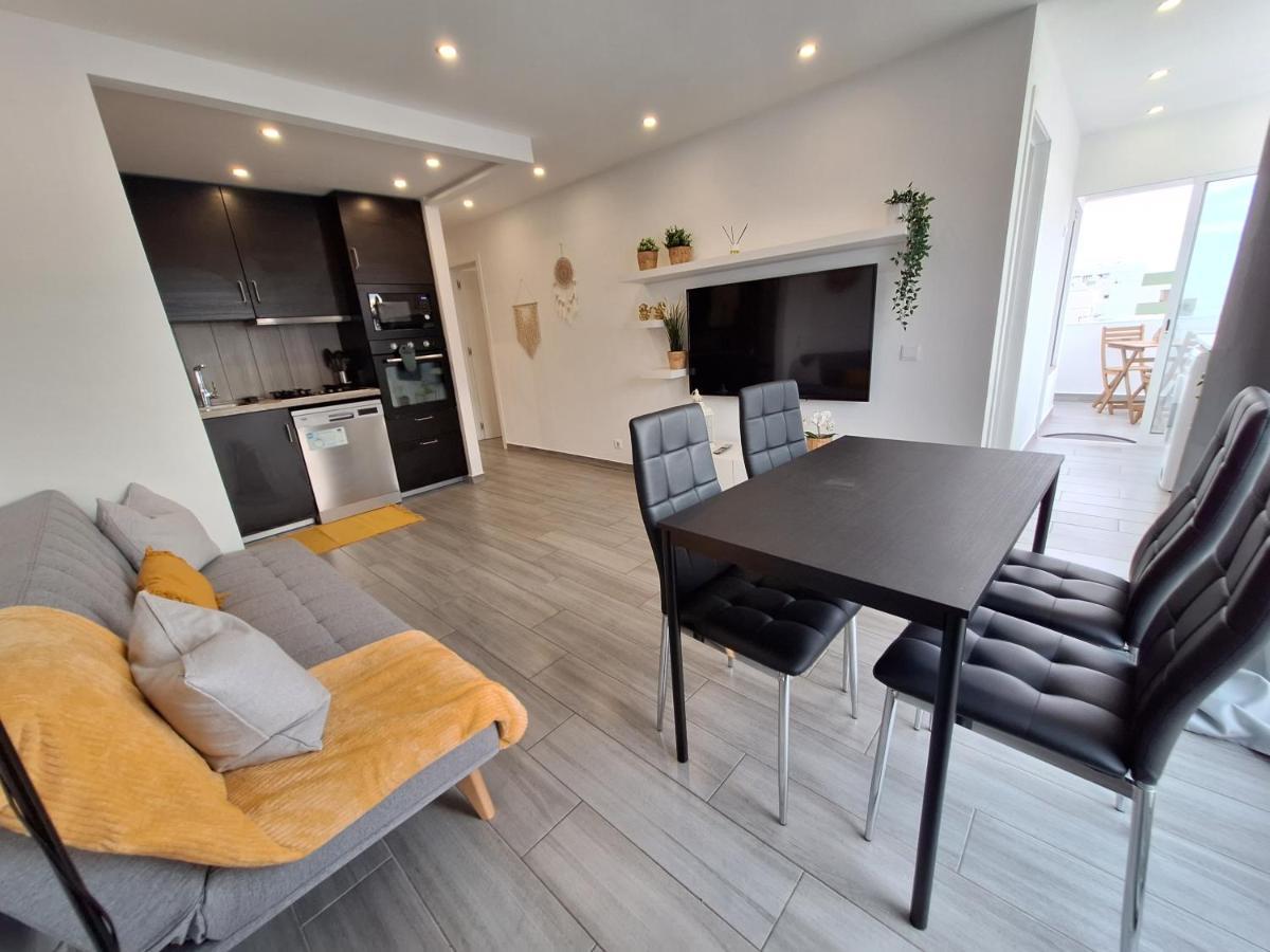 Cool Living Quarteira, 2 Bedroom With Ocean View Bagian luar foto